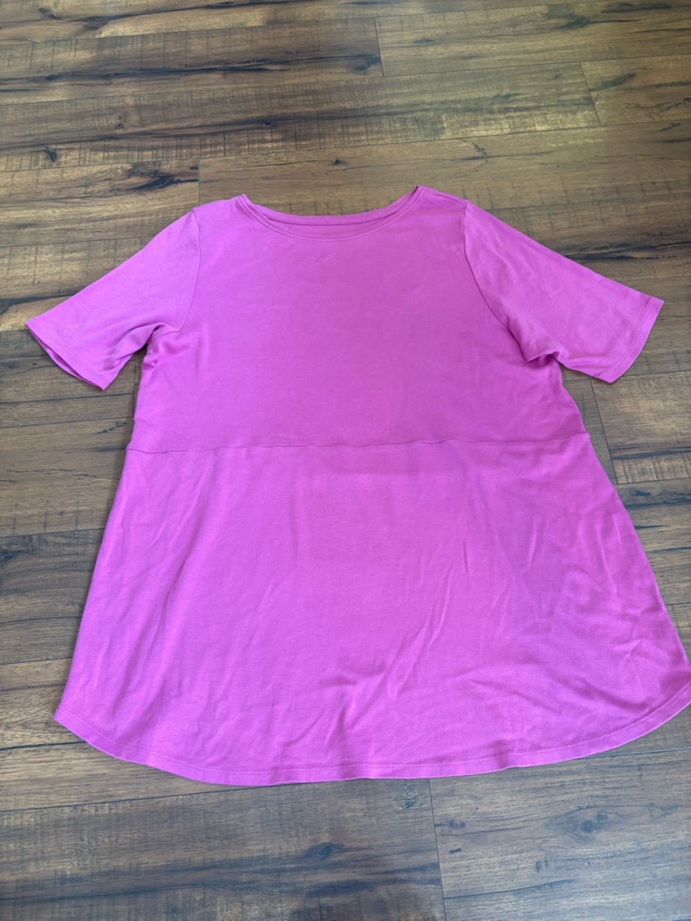 J. Jill blue 100% pima shirttail tee short sleeve long length scoop neck size L